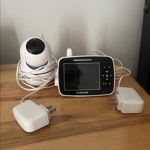 Kidsneed Baby Monitor with Camera